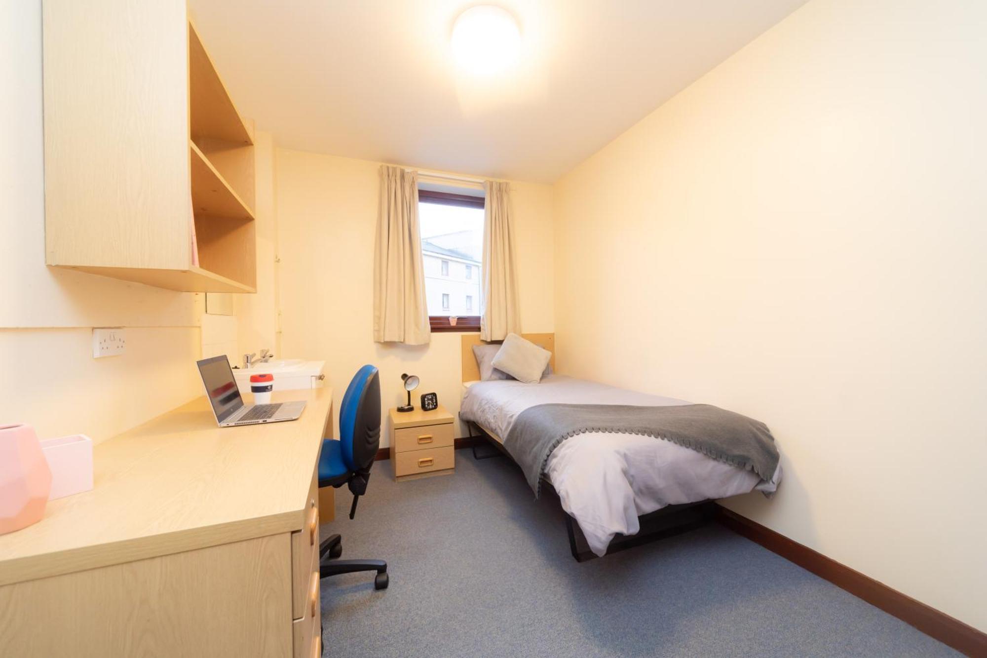 Joivy Economy 4 And 5 Bed Flats, Close To Old Town And Royal Mile - Adults Only Lejlighed Edinburgh Eksteriør billede